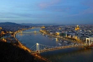 Budapest: Private Night Tour with a Local