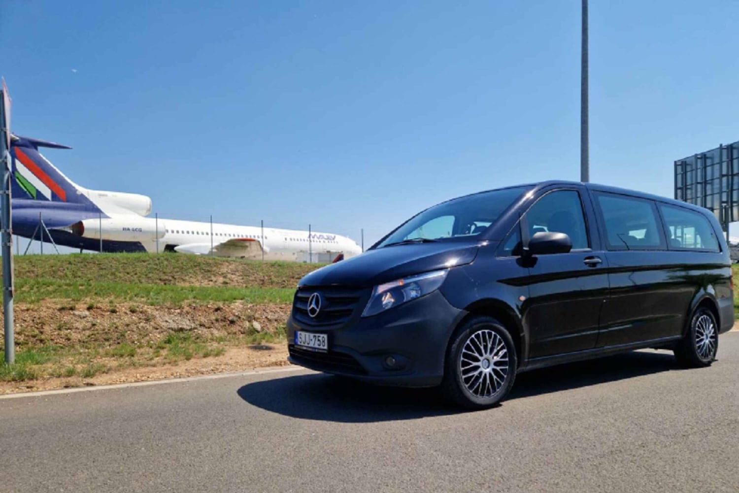 Budapeste: Translado particular e tour de orientação do aeroporto