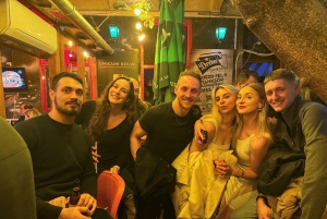 Rota de bares em Budapeste e tour por bares em ruínas – shots grátis e entrada VIP