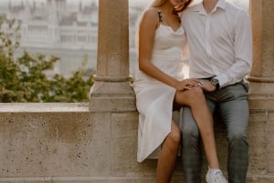 Budapest: romantic photoshoot at Buda's iconic sightseeings