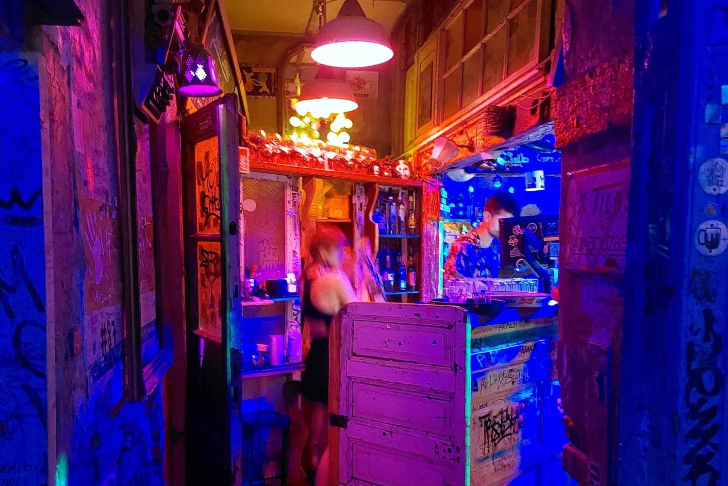 Budapest: tour fotográfico privado por los bares ruina