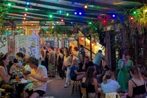 Budapest: tour por los bares ruina, el arte urbano y el barrio judío