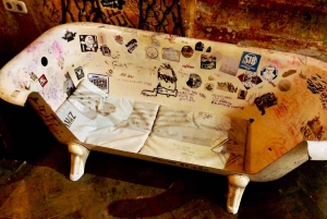 Budapest: Ruinen-Pub-Tour mit ortskundigem Guide und Bier