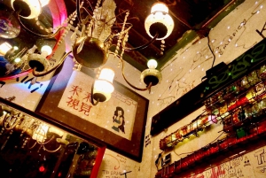 Budapest: Ruinen-Pub-Tour mit ortskundigem Guide und Bier