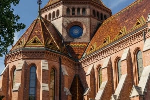 Budapest: Opastettu juoksukierros ja kansanmusiikkiesitys