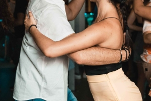 Experiencia de baile para amantes de la salsa en Budapest