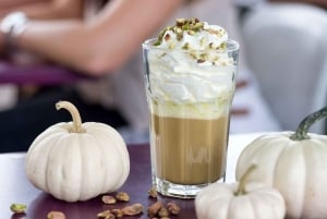 Crucero turístico por Budapest con bebida de bienvenida