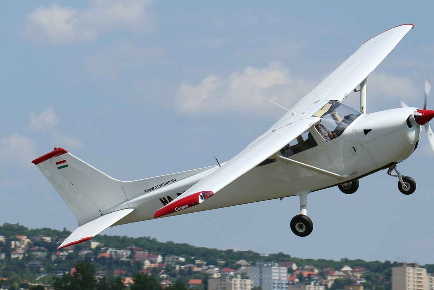 Sightseeingvlucht boven Boedapest met Cessna C172