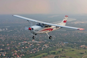 Lot widokowy nad Budapesztem samolotem Cessna C172