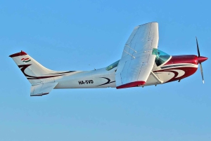 Lot widokowy nad Budapesztem samolotem Cessna C172