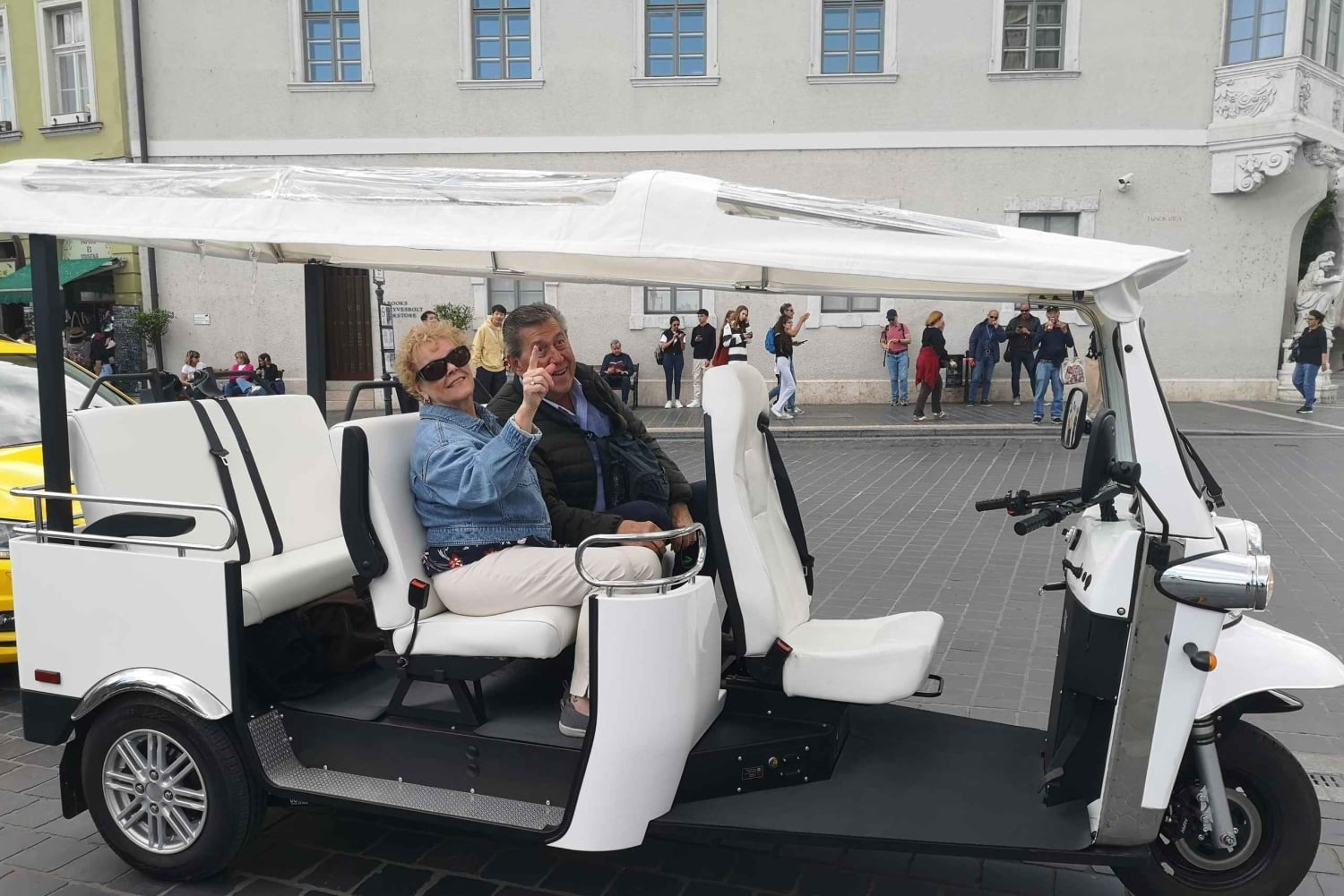 Budapest : Visite touristique en tuktuk électrique