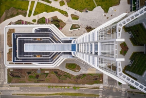 Budapest SkyDeck Tower – Panoramic Lift & Viewing Platform