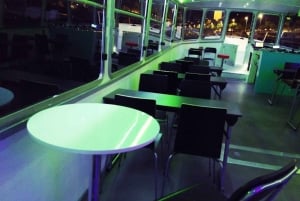 Boedapest: vrijgezellenfeestboot met bier en wijn