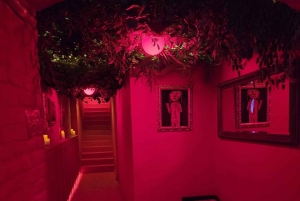 Budapest Street Food & Secrets Tour with Hidden Speakeasy