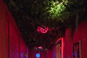 Budapest Street Food & Secrets Tour with Hidden Speakeasy