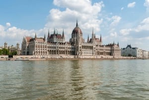 Budapest: Summer Brunch & Cruise with Prosecco or Cake