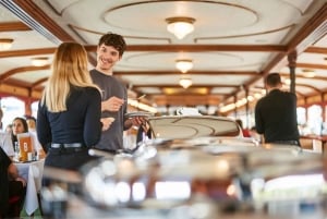 Budapest: Brunch estivo e crociera con prosecco o torta