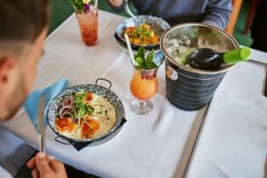 Budapest: Brunch estivo e crociera con prosecco o torta