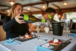Budapest: Brunch estivo e crociera con prosecco o torta