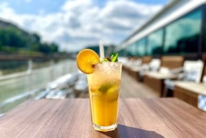Budapest: Summer Brunch & Cruise with Prosecco