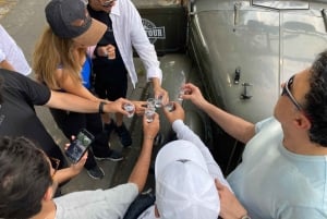 Solopgangstur i Budapest i en gammel russisk jeep