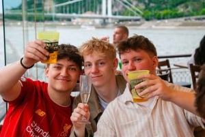 Budapest: Sip & Sail Donaukreuzfahrt mit unbegrenztem Bier