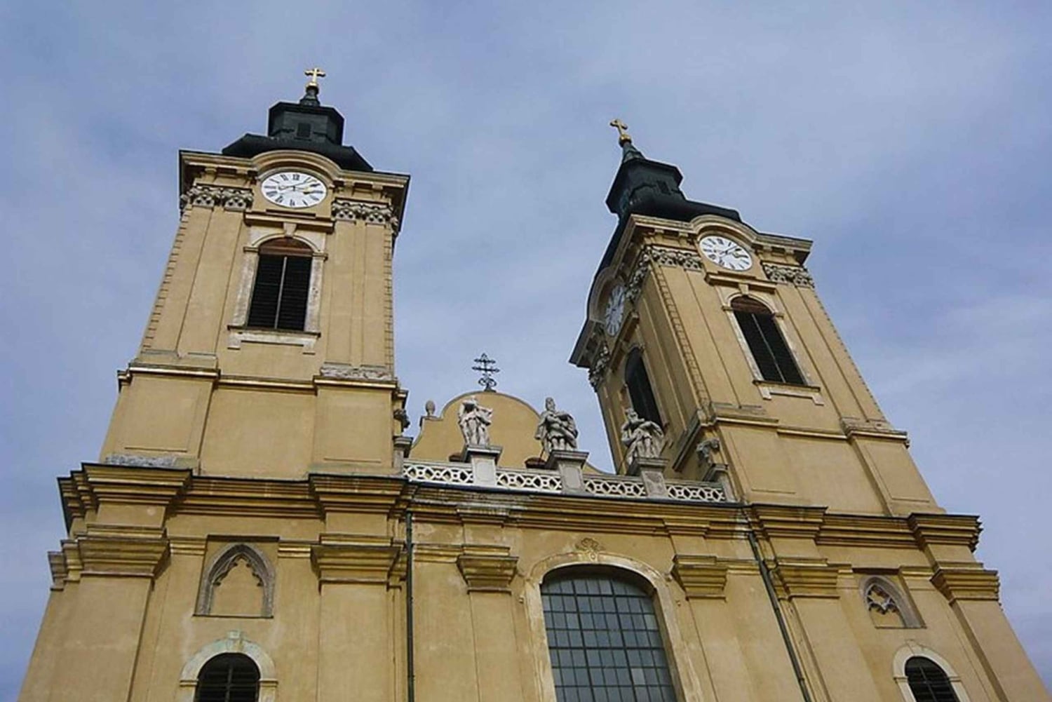 Budapest to Székesfehérvár: Private Day Tour