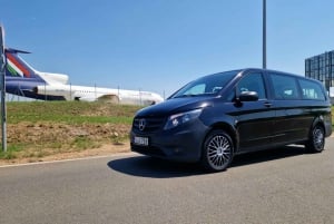 Budapest: BUD Airport Private Transfer Service In and Out