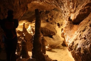 Budapest: Semlő-hegyi & Pál-völgyi Caves Guided Walking Tour