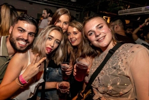 Budapest: upeat baarikierrokset shoteilla ja VIP-sisäänpääsyillä