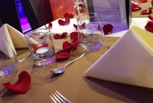 Budapest: Ystävänpäivän illallisristeily pianoesityksellä