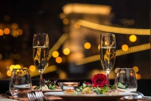 Budapest: Valentine’s Day Dinner Cruise with Piano Show