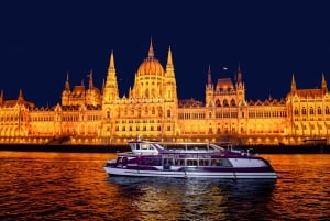 Budapest: Valentine’s Day Dinner Cruise with Piano Show