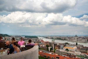 Budapestin kävelykierros ammattitaitoisen paikallisen oppaan kanssa