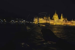 Budapest: Wine & Dine Cruise on the Danube