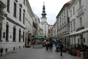 Kapitałowy pośpiech: odkryj Bratysławę i Budapeszt