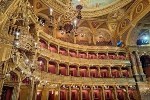 Budapest: St. Stephen Basilica & Downtown Pest Walking Tour