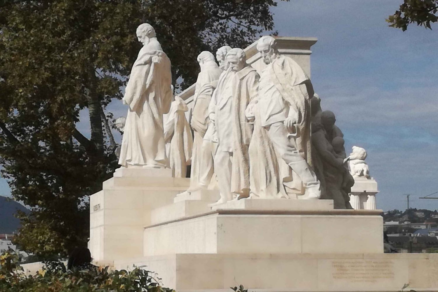 Passeio a pé comunista por Budapeste