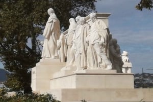 Passeio a pé comunista por Budapeste