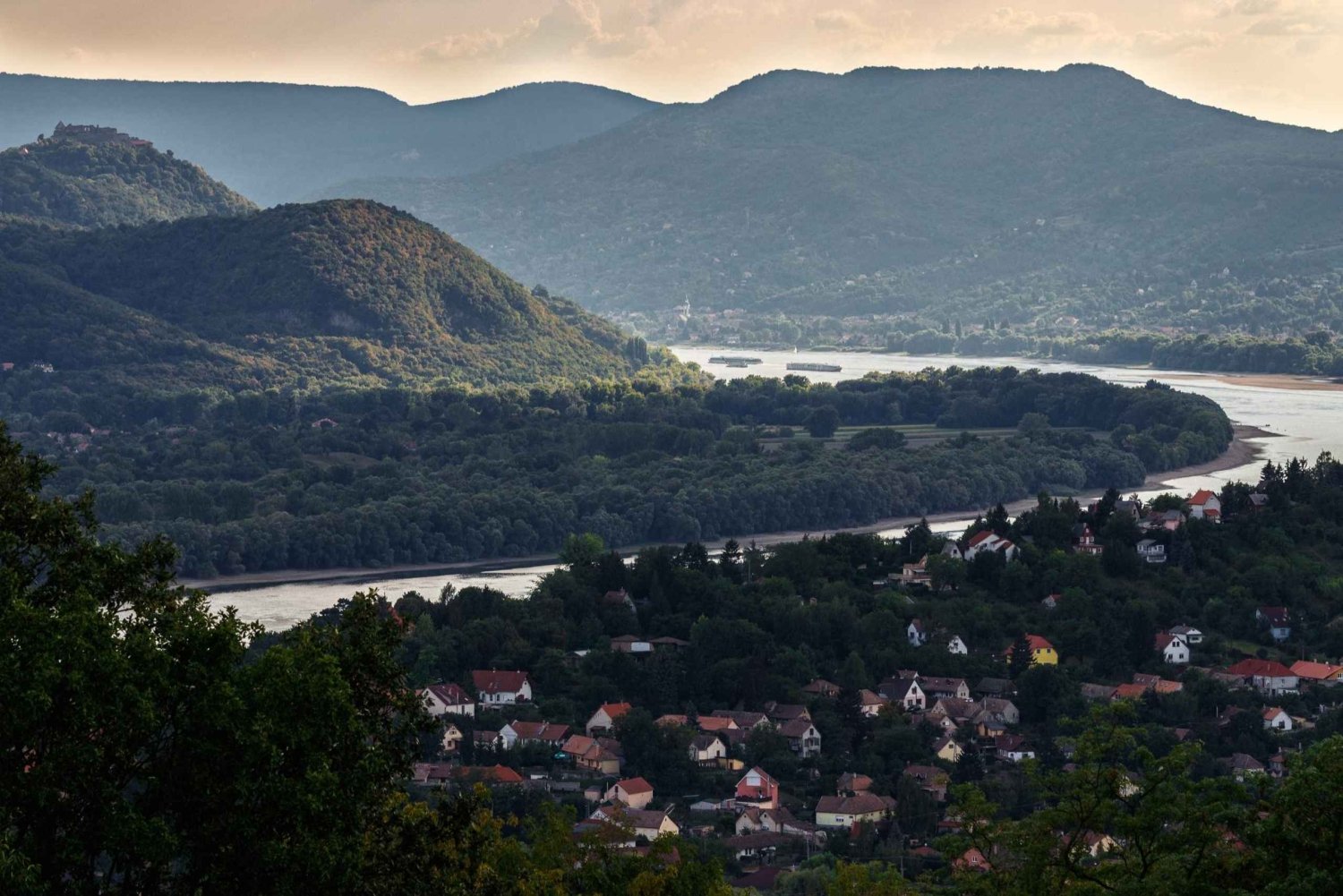 Danube Bend Day Trip - Nature Escape to Zebegény