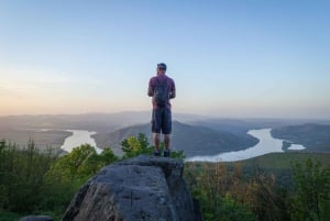 Danube Bend: Full-Day Hiking Tour from Budapest