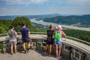 ドナウベンドハイキングとカヤックアドベンチャー