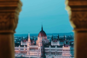 Discover Budapest by Retro Tram: Synagogue, Parliament