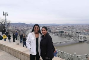 Budapest: Private City Tour with Local Guide