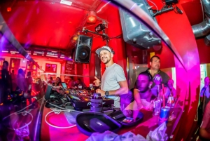 Входной билет в паб и клуб Doboz Ruin с напитками