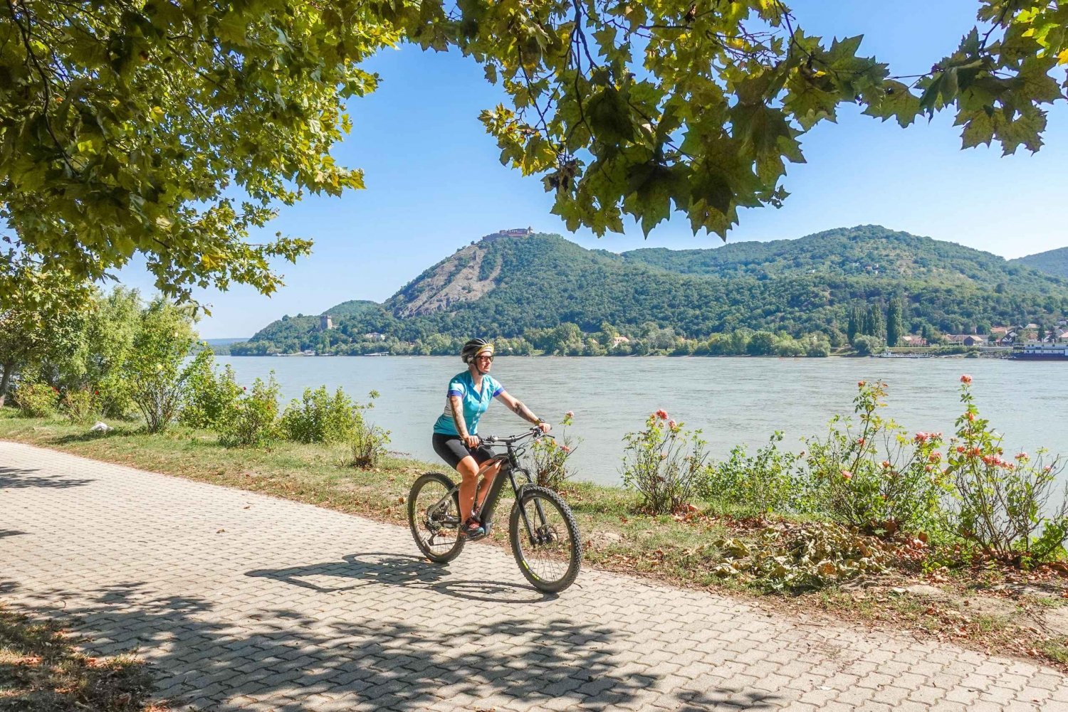 Avventura in mountain bike nell'ansa del Danubio