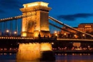 Enjoy a 2 hour illumination tour in Budapest