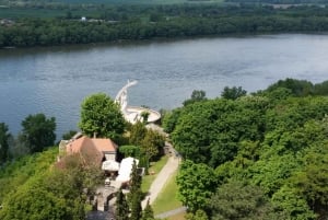 Au départ de Budapest : Visite d'une jounée de la courbe du Danube avec déjeuner