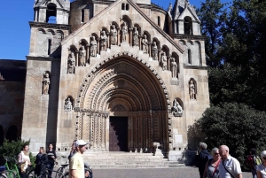 Från Pest till Buda – din essentiella tur med lokal guide