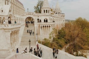 Von Wien: Geführte Tagestour nach Bratislava und Budapest